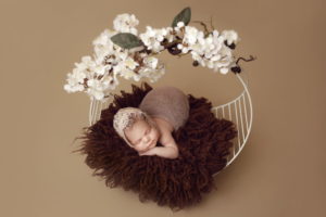 Newborn session by Daniela Sterea