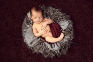 Newborn session by Daniela Sterea