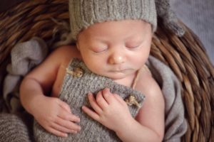 Newborn session by Daniela Sterea