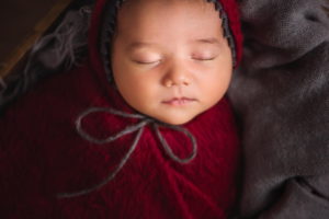 Newborn session by Daniela Sterea