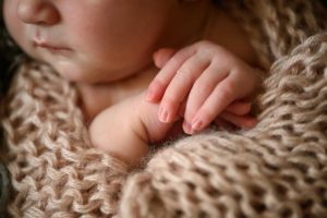 Newborn session by Daniela Sterea