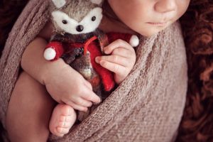 Newborn session by Daniela Sterea