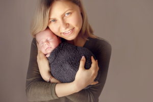 Newborn session by Daniela Sterea