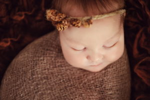 Newborn session by Daniela Sterea