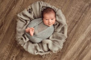 Newborn session by Daniela Sterea