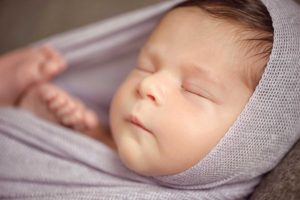 Newborn session by Daniela Sterea