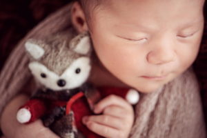 Newborn session by Daniela Sterea