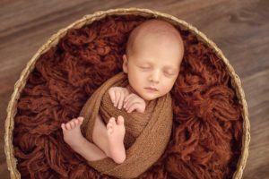 Newborn session by Daniela Sterea